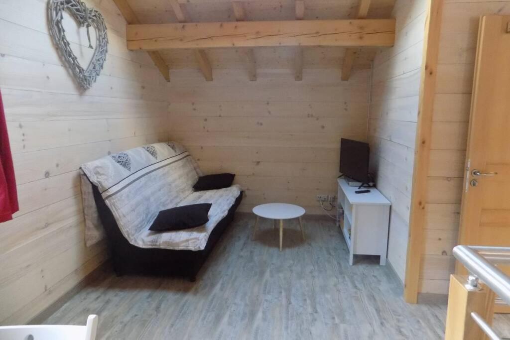 Chalet Des Charbonniers Avec Etang Сан-Морис-сюр-Мозел Екстериор снимка